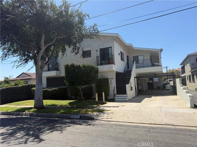 House for sale in Inglewood, California
