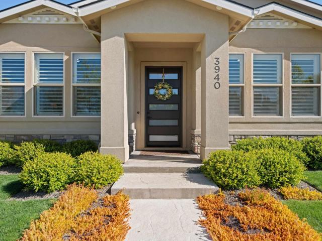House for sale in Eagle, Idaho