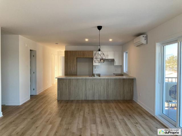 Apartment for rent in Saint-Félix-de-Valois, Lanaudière