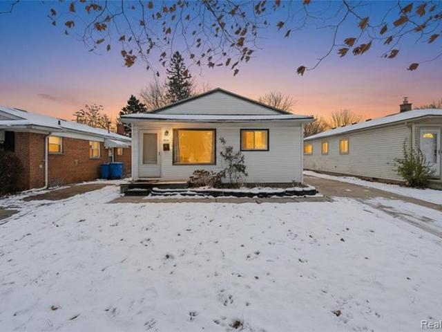 House for sale in Dearborn Heights, Michigan