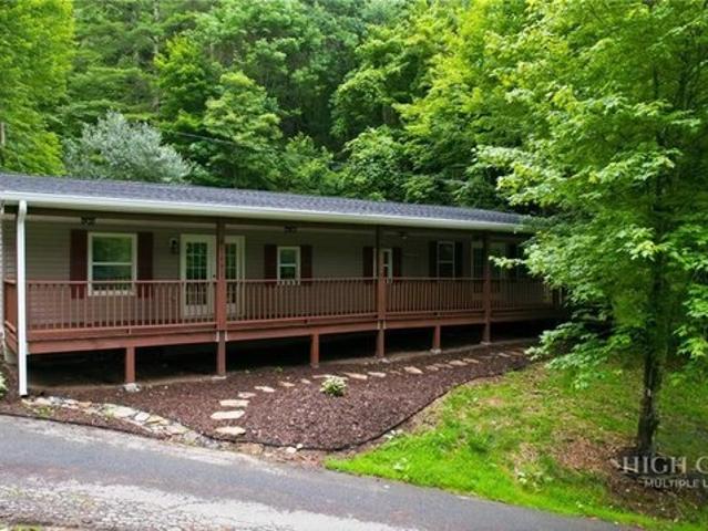 House for sale in West Jefferson, North Carolina