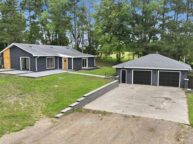 House for sale in Cambridge, Minnesota