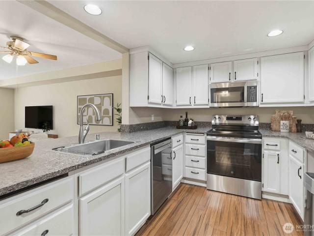 Condo for sale in Issaquah, Washington