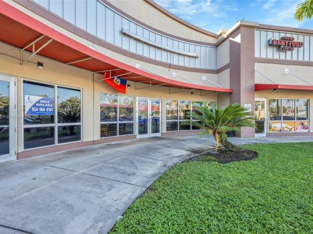 Commercial for sale in Hollywood