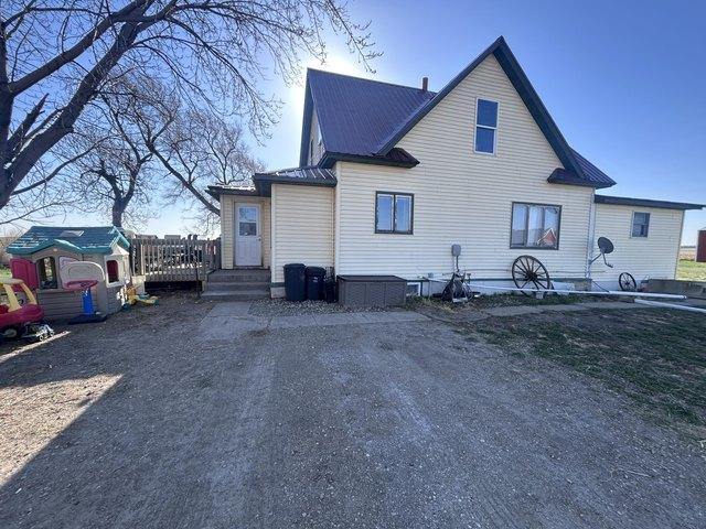 Farm for sale in Mount Vernon, South Dakota