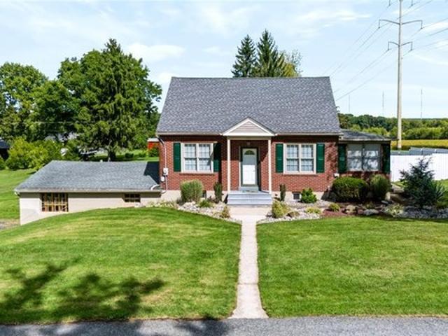 House for sale in Mickleys Gardens, Whitehall