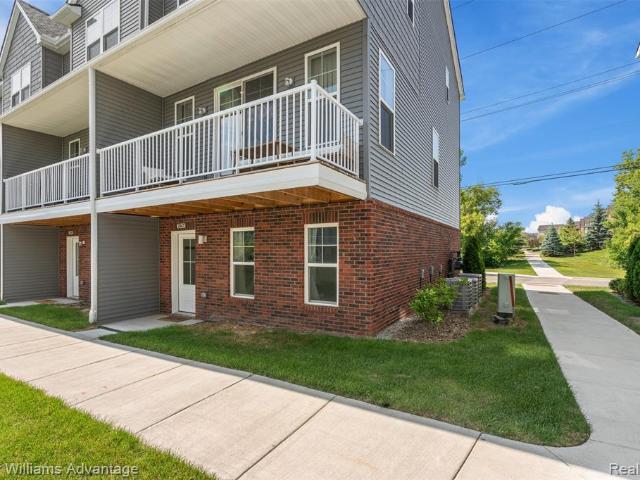 Condo for sale in Auburn Hills