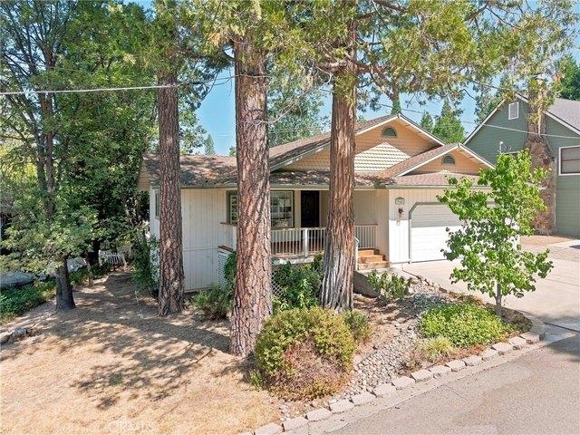 House for sale in Bass Lake, California