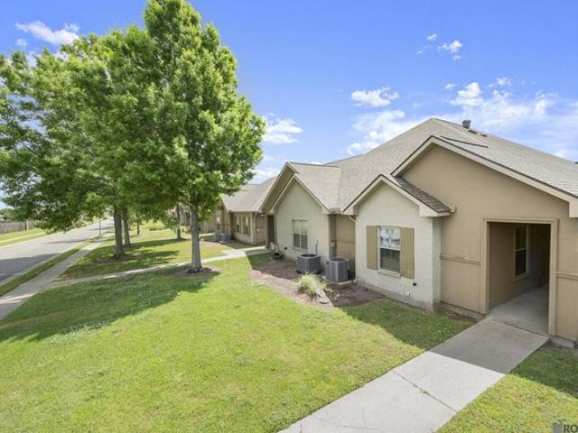 Townhouse for sale in Addis, Louisiana