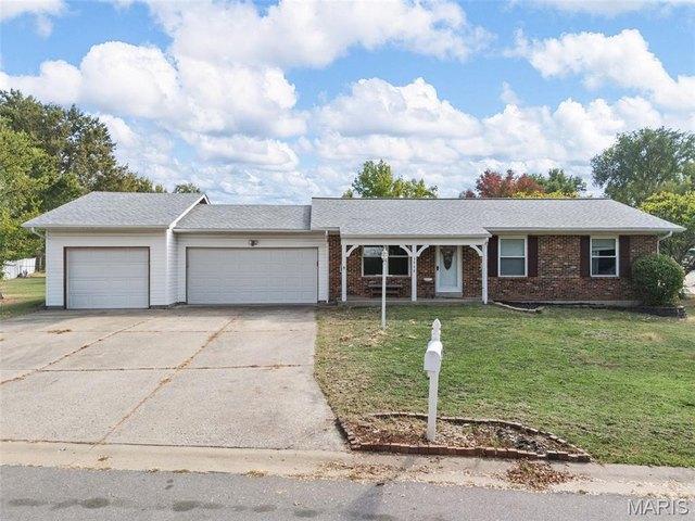 House for sale in Saint Charles, Missouri