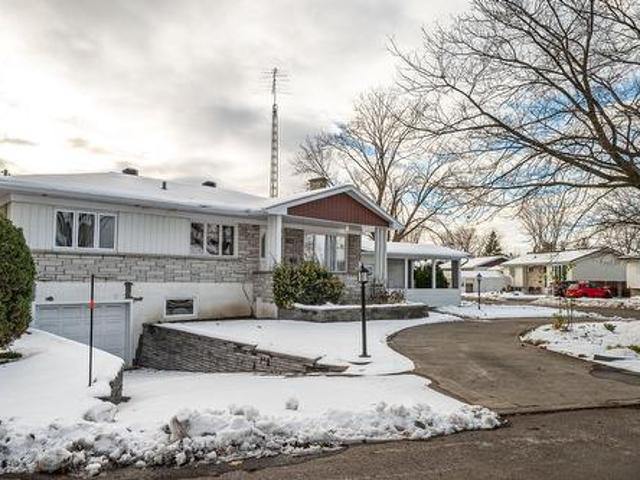 House for sale in Fabreville, Quebec