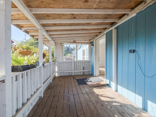 House for sale in Marcola, Lane County