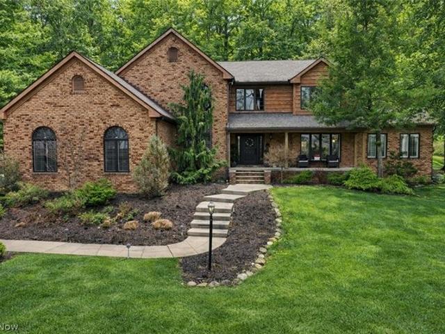 House for sale in Summit, Ohio