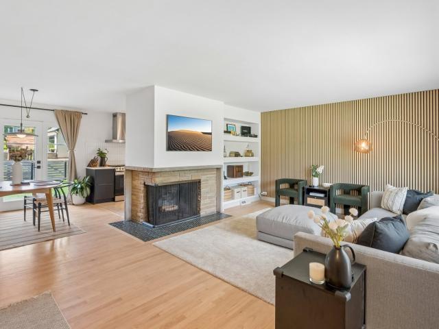House for sale in Glen Ellyn, Illinois