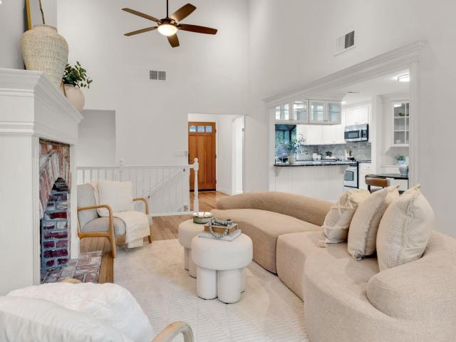 Townhouse for sale in Pleasant Hill, California