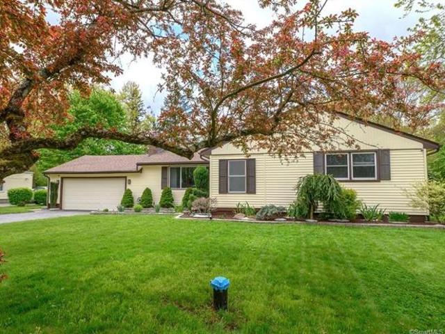 House for sale in Hamden, Connecticut
