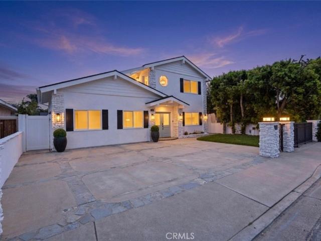 House for sale in Costa Mesa, California