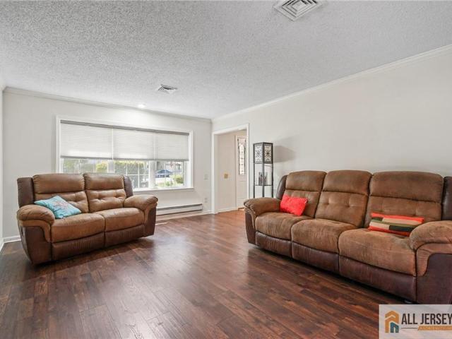 Condo for sale in Monroe Township, New Jersey
