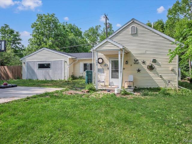 House for sale in Lapeer, Michigan