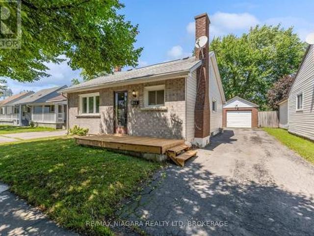 House for sale in Niagara, Ontario