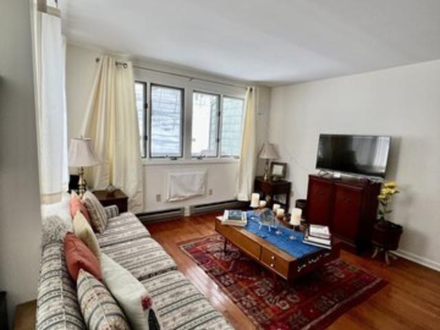 Townhouse for sale in Torrington, Connecticut