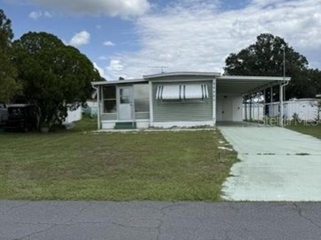 House for sale in Zephyrhills, Florida
