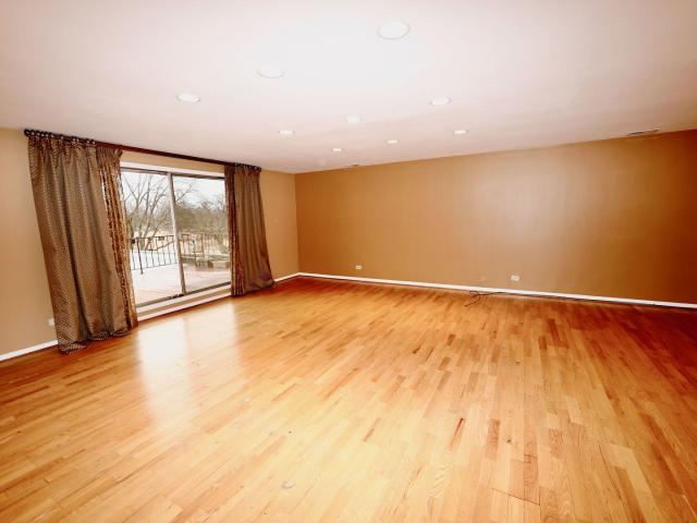 Condo for sale in Northbrook, Illinois