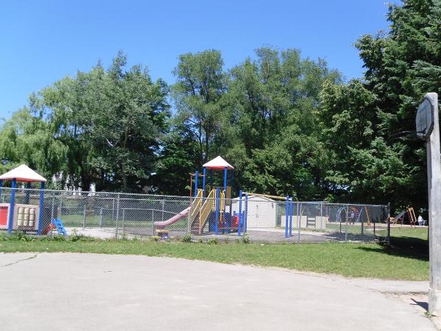 Apartment for rent in Woburn, Ontario