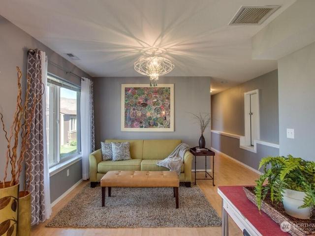 House for sale in East Wenatchee