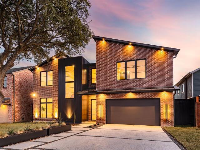 House for sale in Dallas, Texas