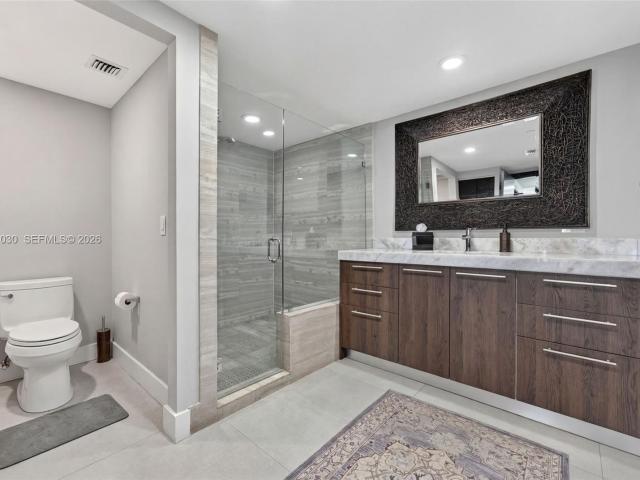 Condo for sale in Hallandale, Florida