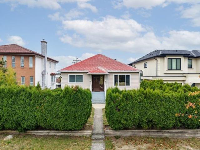 House for sale in Renfrew-Collingwood, Vancouver