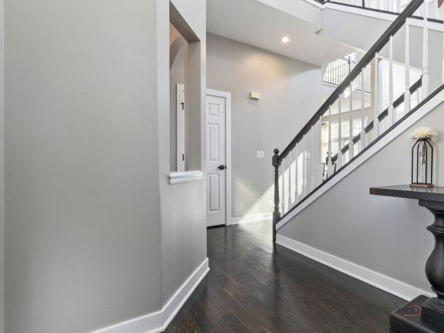 House for sale in Mchenry, Illinois