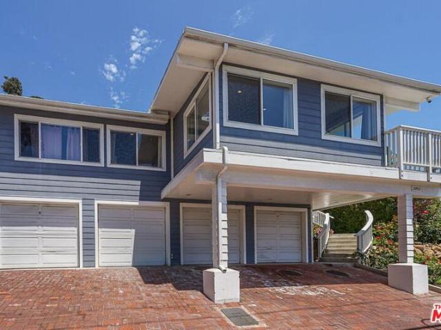 Condo for rent in Malibu