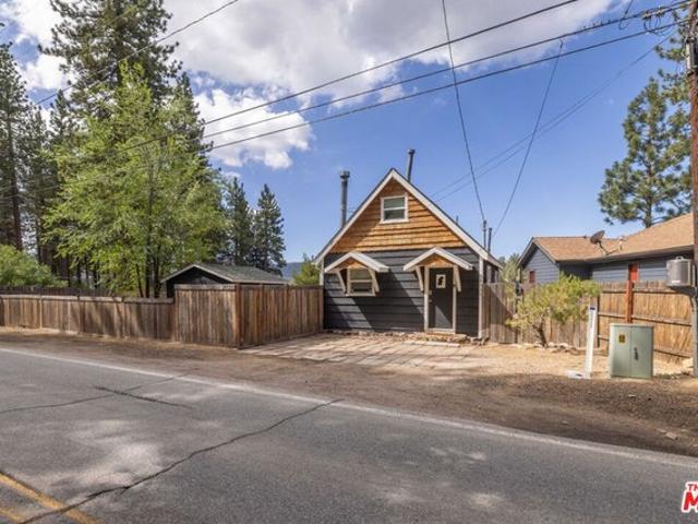 House for sale in Fawnskin, California