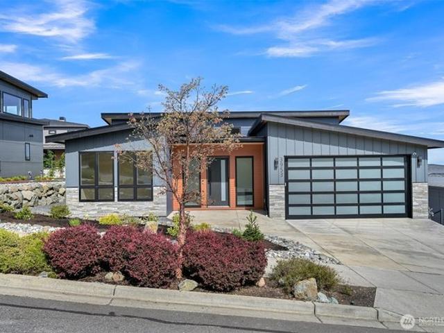 House for sale in Anacortes, Washington