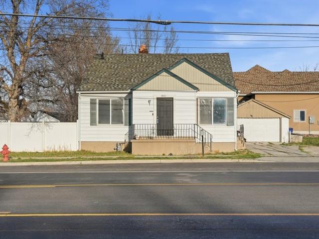 House for sale in West Valley City, Utah