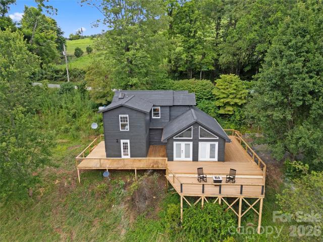 House for sale in Bakersville, North Carolina