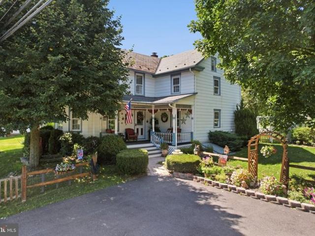 House for sale in Walnutport, Pennsylvania
