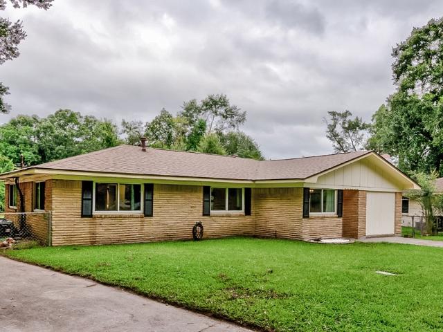 House for sale in Vidor, Texas
