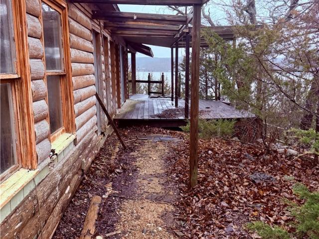 House for sale in Stover, Missouri