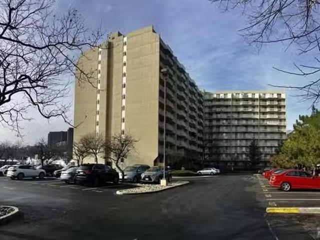 Condo for rent in Fort Lee