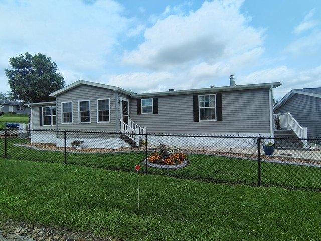 House for sale in Hawthorn, Pennsylvania