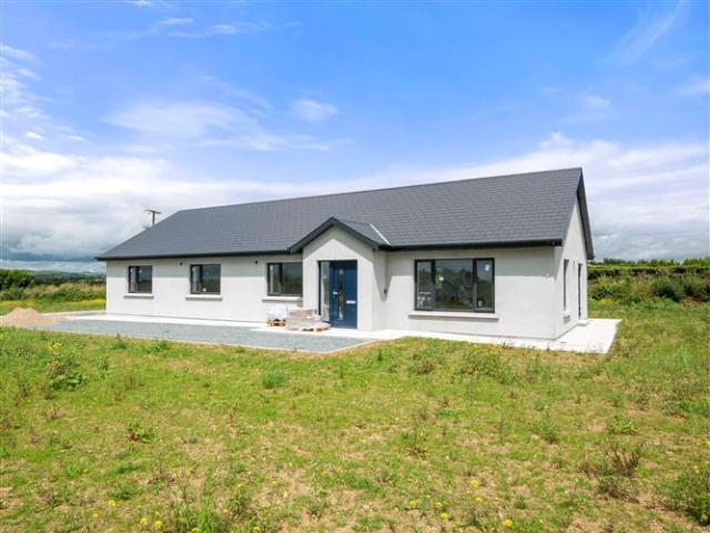 Detached House for sale in Loch Garman, North Tipperary