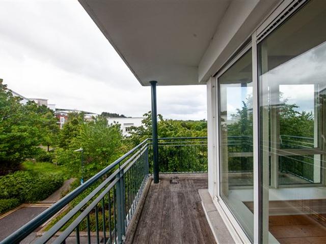 Apartment for sale in Bluebell, North Tipperary