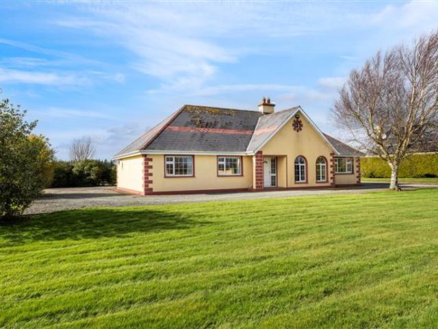 Detached House for sale in Loch Garman, North Tipperary