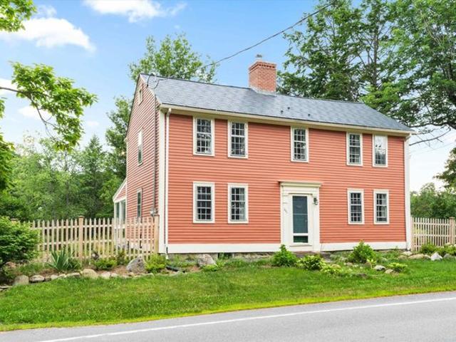 House for sale in New Hampshire