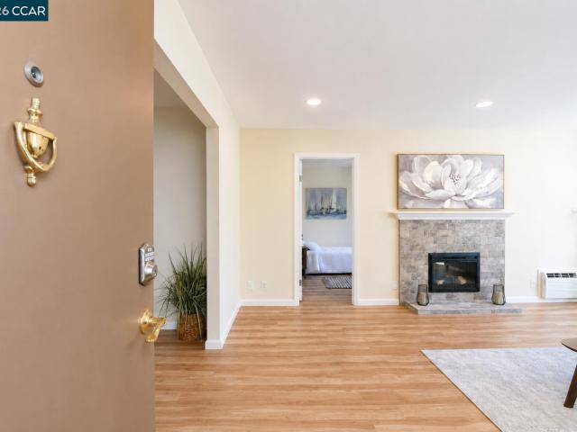 Condo for sale in Pleasant Hill, California