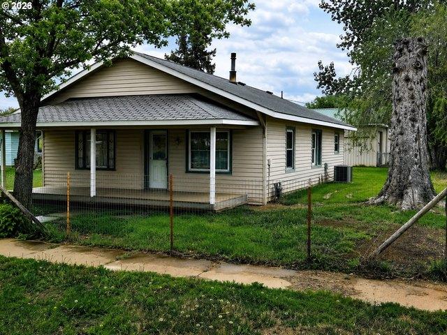 House for sale in Oregonia