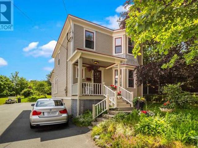 House for sale in Foxtrap, Newfoundland And Labrador